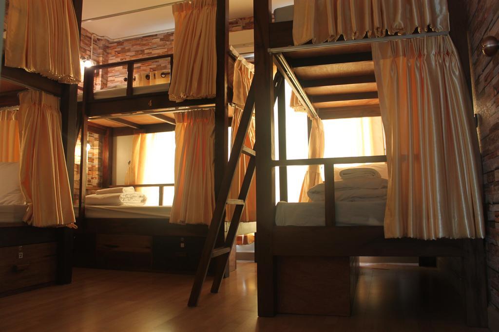 Bunk Boutique Chiangmai Hostel *